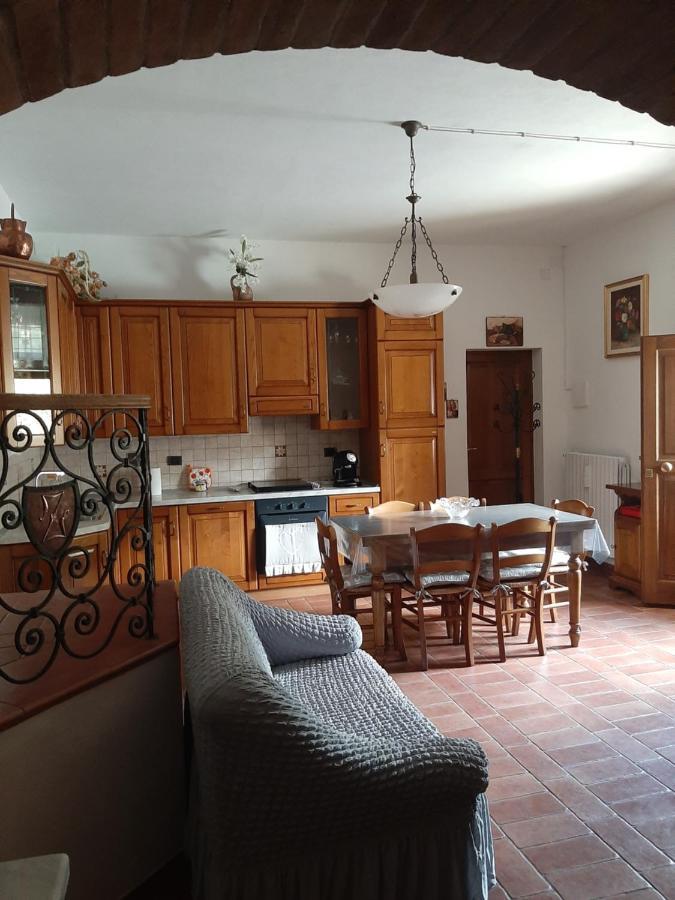 Casa Zeno Apartment โวลแตร์รา ภายนอก รูปภาพ